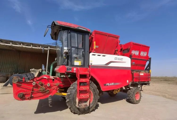 王曉輝:中聯(lián)收獲花生撿拾收獲機(jī)成就我的創(chuàng)業(yè)夢(mèng) 12.jpg